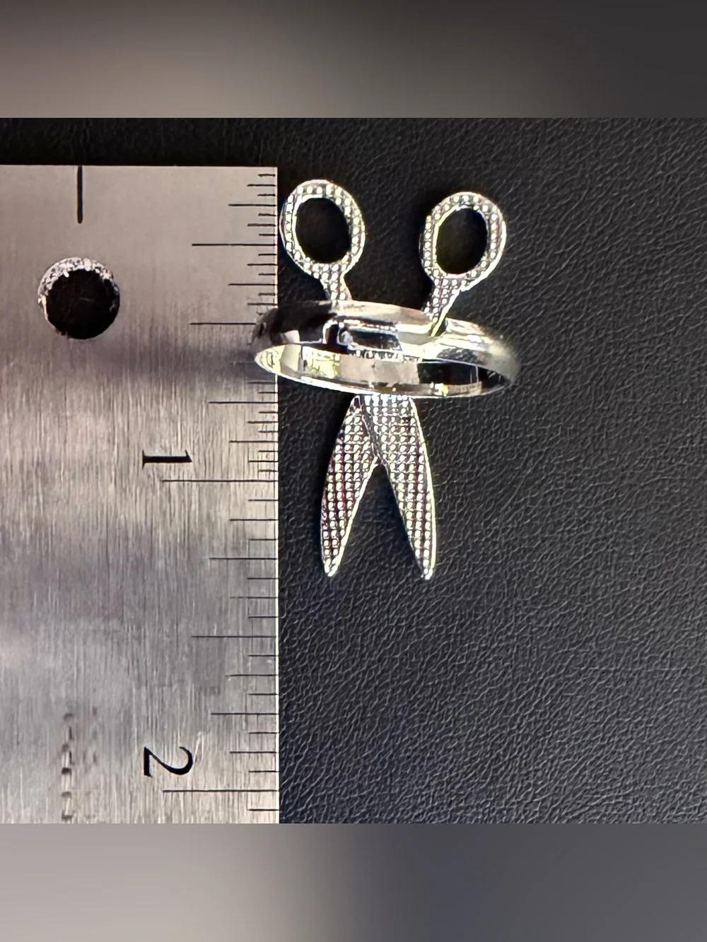 Quirky Silver Scissors Statement Ring – Barber & Stylist
